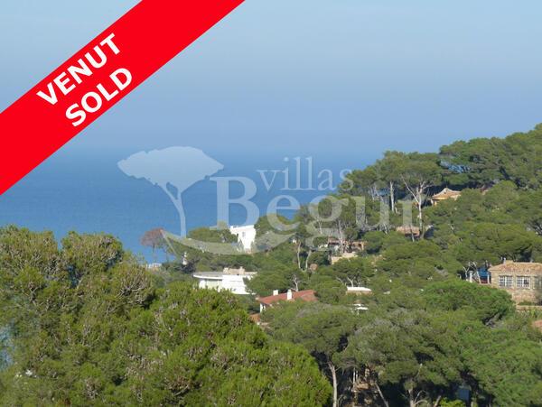 Two%20joint%20plots%20with%20sea%20views%20and%20within%20walking%20distance%20of%20Sa%20Riera%20Beach